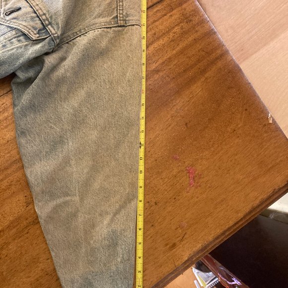 Vintage Women's Levis Jean Jacket - Denim - Picture 8 of 11